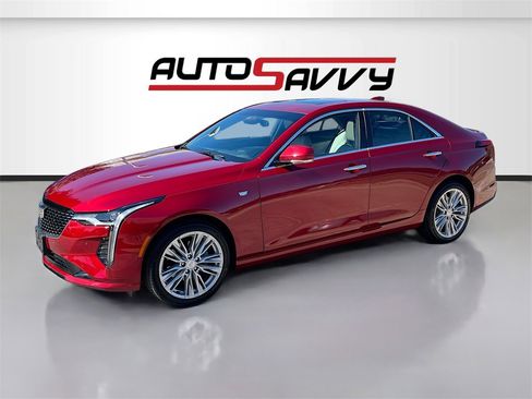 Used 2025 Cadillac CT4 Premium Luxury image 3