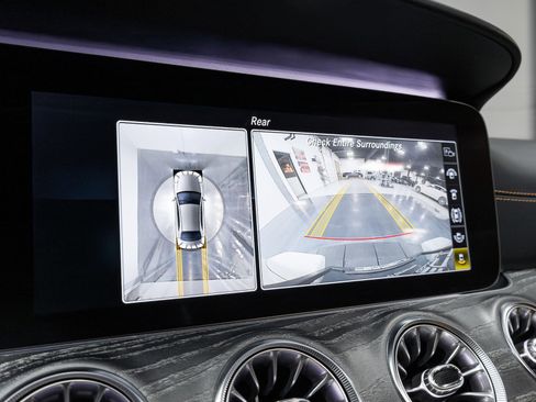 Used 2019 Mercedes-Benz AMG GT 63 S w/ Driver Assistance Package image 67