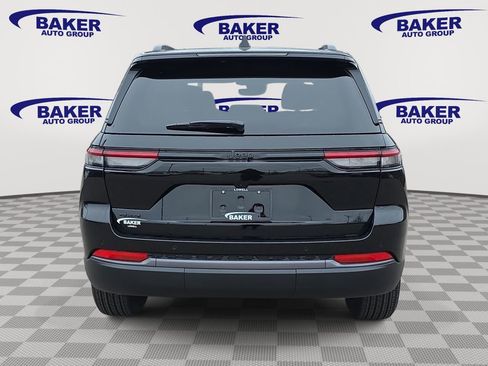 New 2026 Jeep Grand Cherokee Altitude AWD/4WD image 4