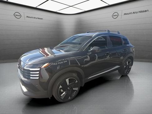 New 2026 Nissan Kicks SR FWD image 9