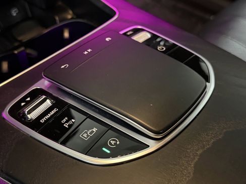 Used 2023 Mercedes-Benz E 350 Sedan image 35