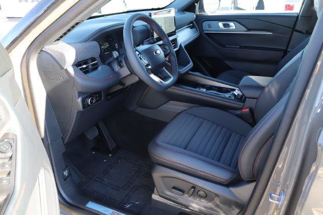 New 2027 Ford Explorer ST-Line w/ Premium Package AWD/4WD image 12