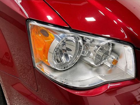 Used 2016 Chrysler Town & Country Touring-L image 31