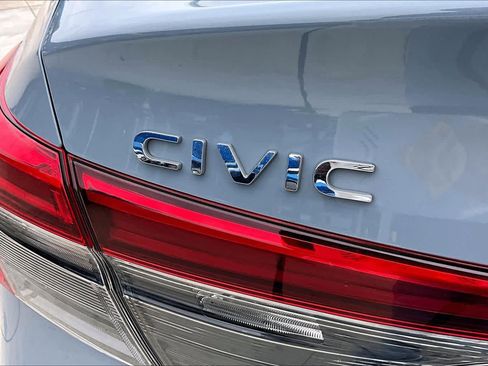 Used 2023 Honda Civic Sport image 10