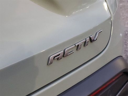 Used 2025 Chevrolet Trax ACTIV w/ Driver Confidence Package image 30