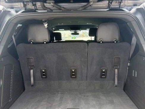 Used 2021 Chevrolet Tahoe LT AWD/4WD image 23