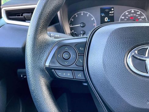 Used 2024 Toyota Corolla LE image 23