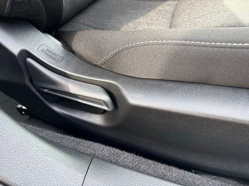 Certified 2025 Honda Accord SE image 44