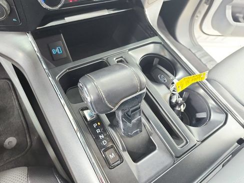 Used 2023 Ford F150 Lariat AWD/4WD image 33