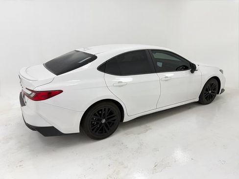 Used 2026 Toyota Camry SE w/ Convenience Package FWD image 41