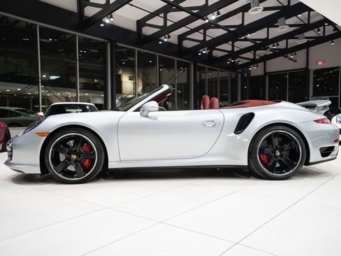 Used 2014 Porsche 911 4 Cabriolet image 41