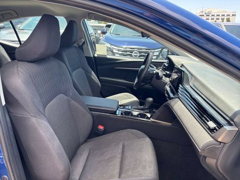 Used 2025 Toyota Camry LE FWD image 35