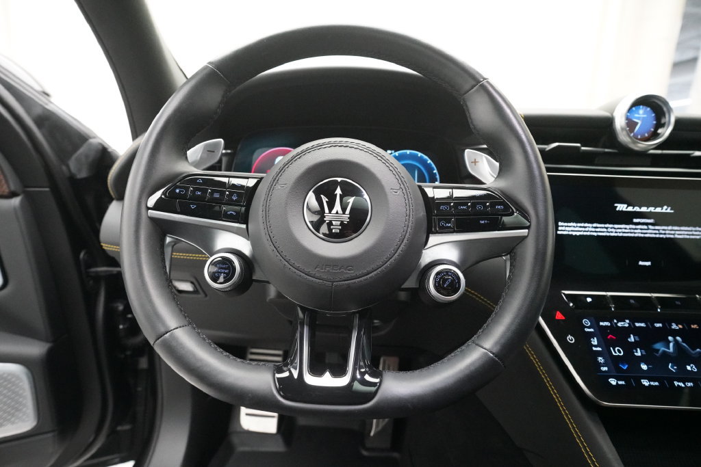 Used 2023 Maserati Grecale Modena AWD/4WD image 4