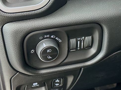 New 2026 RAM 1500 Big Horn AWD/4WD image 15