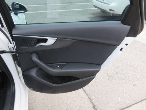 Used 2017 Audi A4 2.0T Ultra Premium w/ Convenience Package image 29