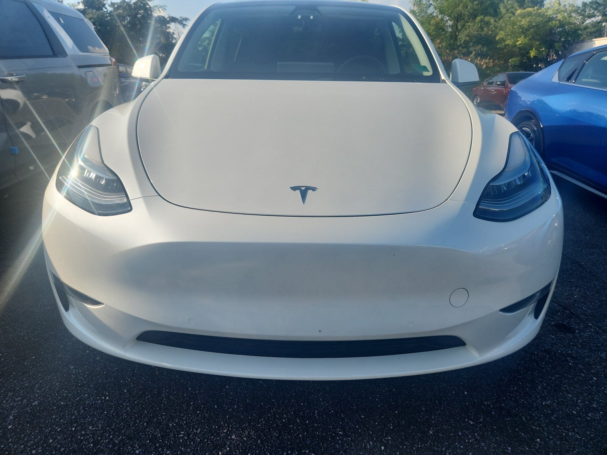 Used 2022 Tesla Model Y Long Range AWD/4WD image 5