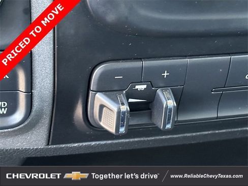 Used 2022 RAM 1500 Tradesman w/ Chrome Appearance Group image 23