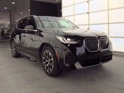 Used 2025 BMW X3 xDrive30i AWD/4WD image 8