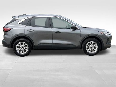 Used 2024 Ford Escape Active AWD/4WD image 5
