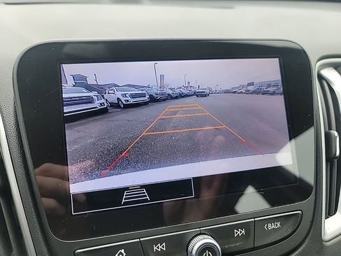 Used 2024 Chevrolet Malibu LT image 14