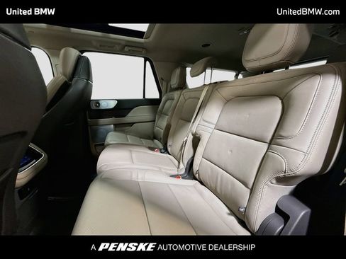 Used 2024 Lincoln Navigator L Reserve AWD/4WD image 13