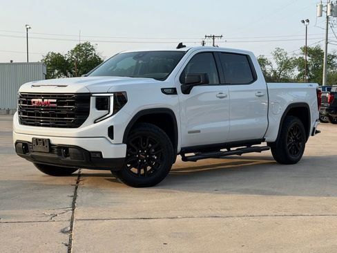 Used 2025 GMC Sierra 1500 Elevation AWD/4WD image 1