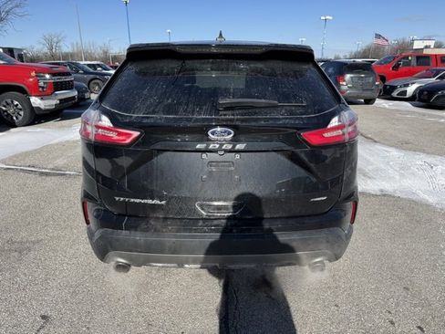 Used 2024 Ford Edge Titanium image 4