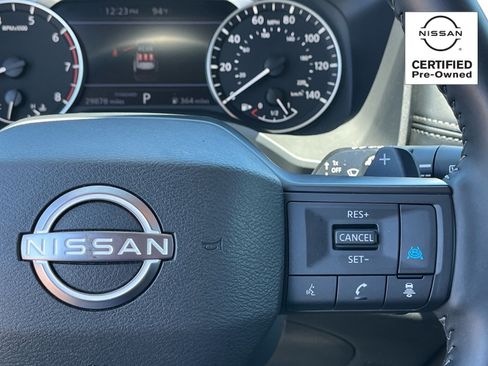 Certified 2025 Nissan Rogue SV FWD image 20