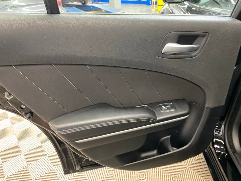 Used 2023 Dodge Charger SXT RWD image 16