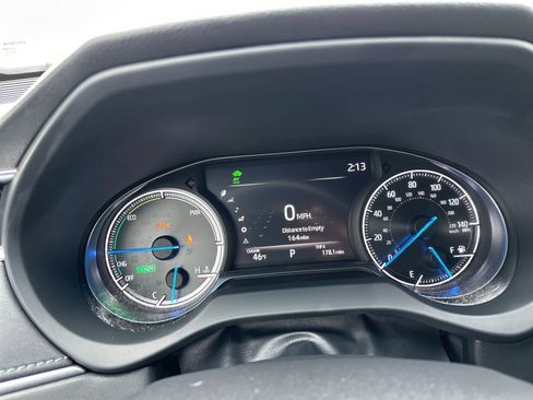 Used 2023 Toyota Venza XLE AWD/4WD image 45