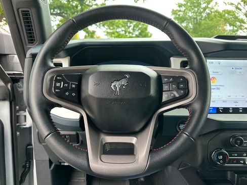 Used 2026 Ford Bronco Heritage Edition AWD/4WD image 13