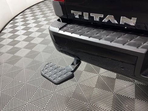 Used 2024 Nissan Titan SV w/ SV Convenience Package image 55