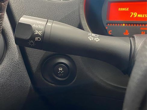 Used 2017 Nissan 370Z Coupe image 11