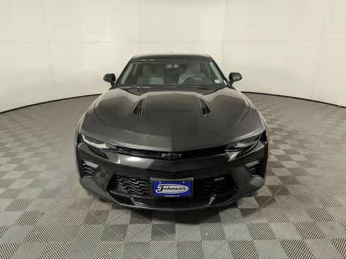 Used 2017 Chevrolet Camaro SS image 2
