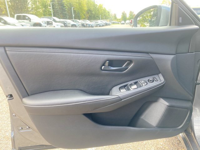 Used 2025 Nissan Sentra S FWD image 20