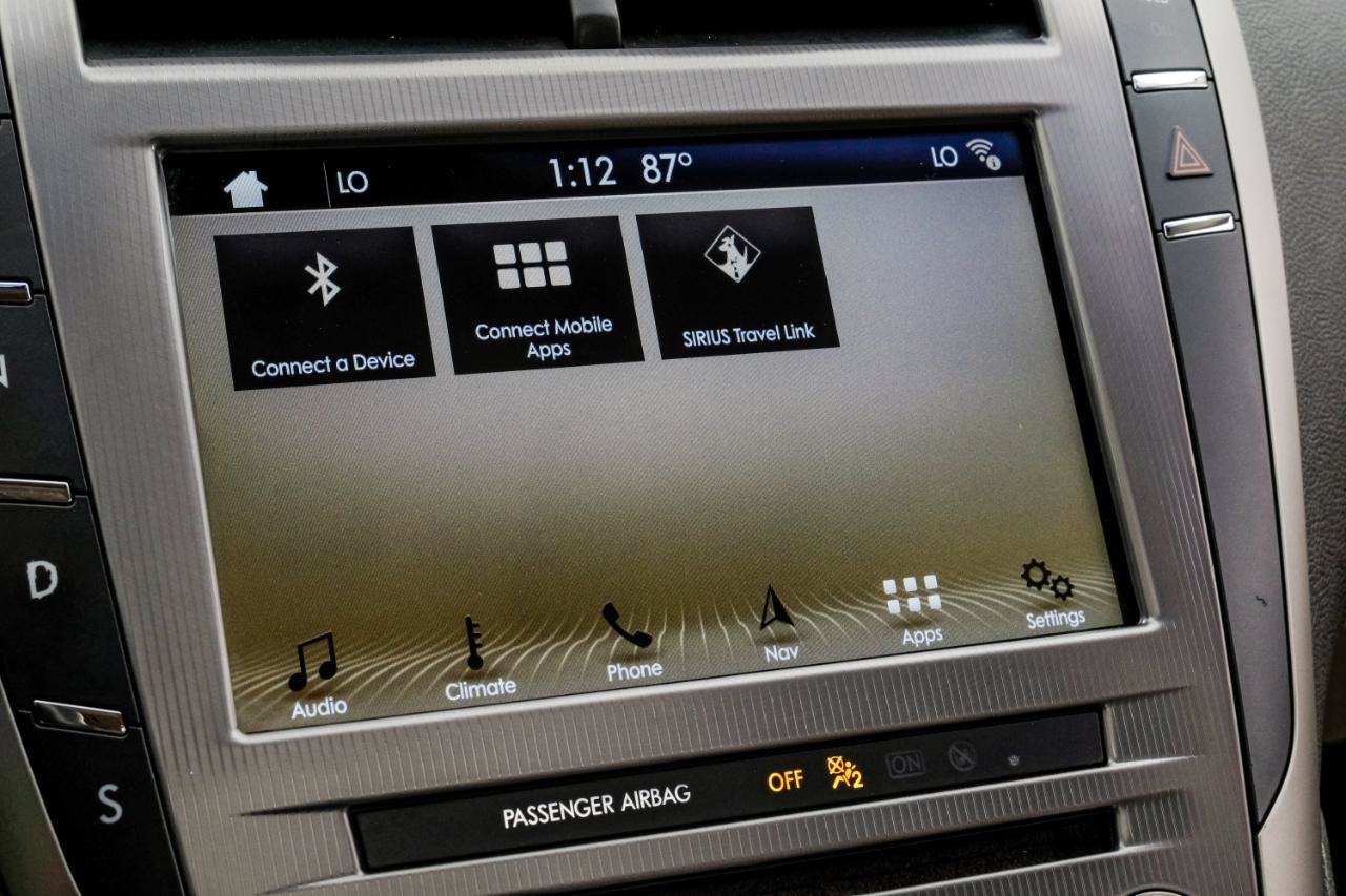 Used 2017 Lincoln MKZ Reserve AWD/4WD image 38