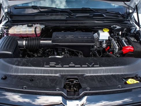 Used 2023 RAM 1500 Big Horn AWD/4WD image 41