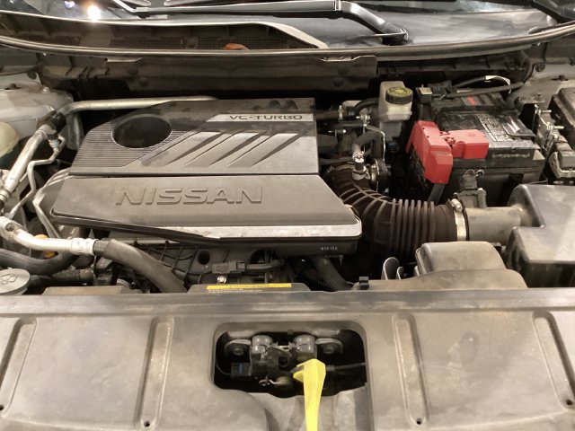 Used 2025 Nissan Rogue SV FWD image 11