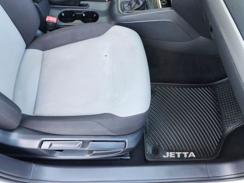 Used 2017 Volkswagen Jetta S FWD image 20