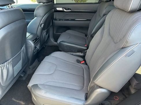 Used 2025 Hyundai Palisade Calligraphy image 25