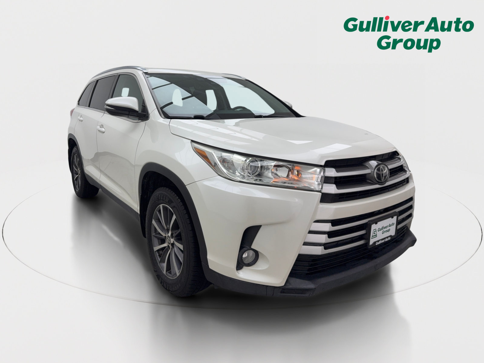 Used 2019 Toyota Highlander XLE AWD/4WD image 12