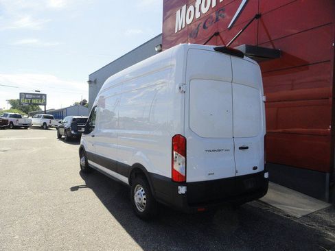 Used 2023 Ford Transit 250 148 High Roof AWD image 3