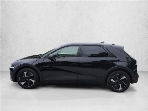 New 2026 Hyundai Ioniq 5 SEL RWD image 5