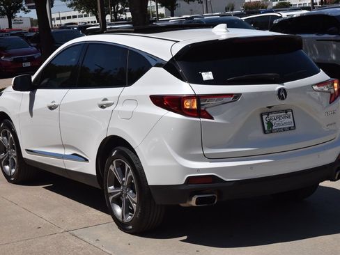 Used 2023 Acura RDX AWD w/ Advance Package image 10