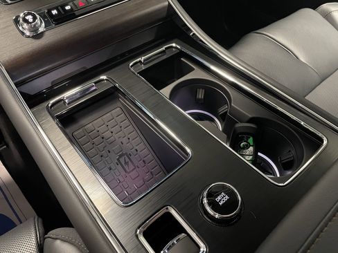 New 2025 Lincoln Aviator Reserve w/ Equipment Group 201A image 13