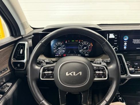 Used 2022 Kia Sorento SX Prestige AWD/4WD image 14