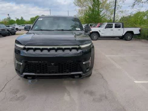 New 2026 Jeep Grand Wagoneer Limited AWD/4WD image 3