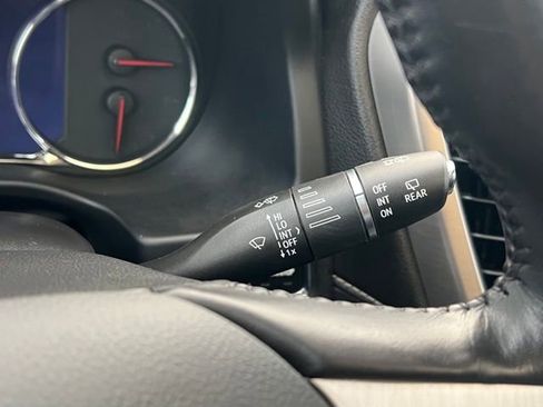 Used 2022 GMC Acadia Denali w/ Denali Ultimate Package image 28