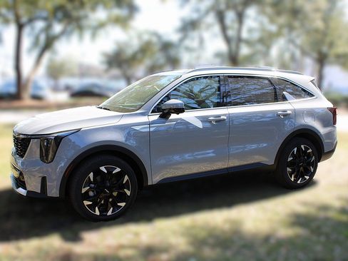 New 2026 Kia Sorento SX image 16