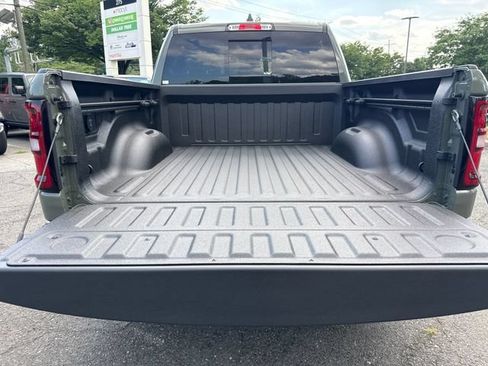 New 2026 RAM 1500 Express AWD/4WD image 13